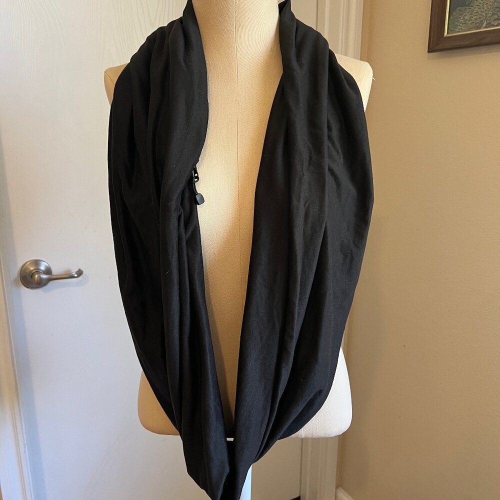 Infinity Hidden Pocket Scarf